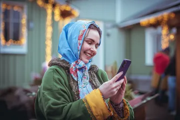 A glowing roulette wheel with cascading chips, symbolizing the engaging live and instant-win games available on CB44.